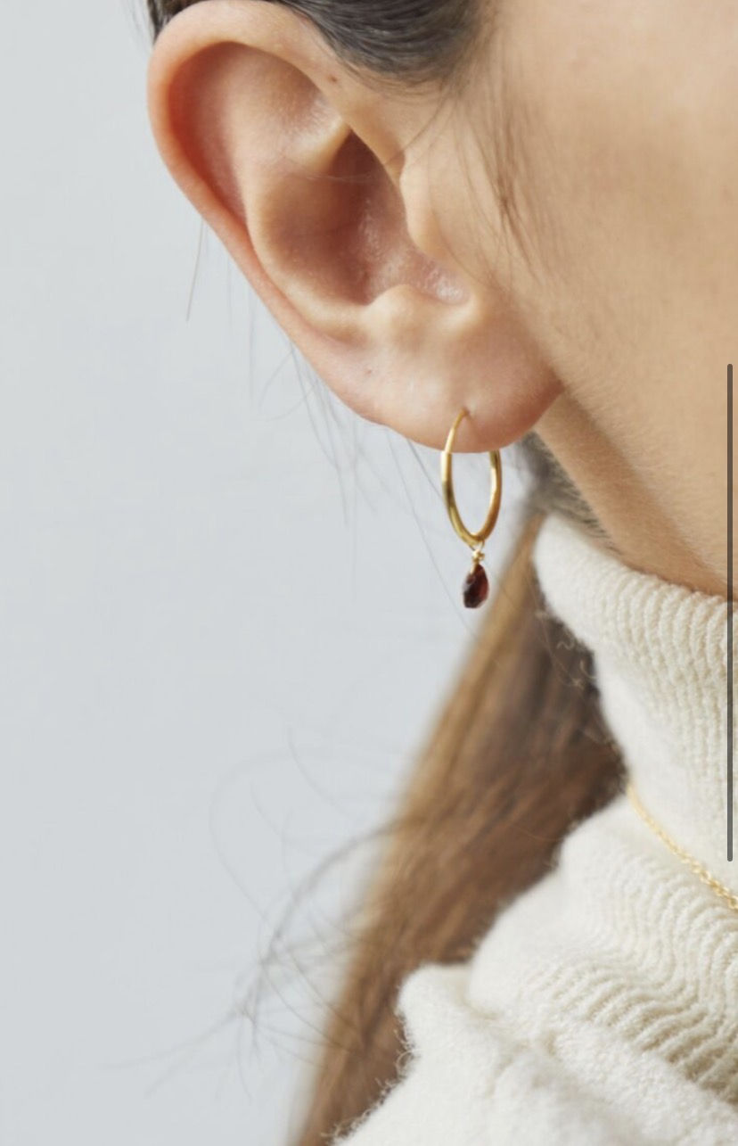 Pendientes Garnet hoop