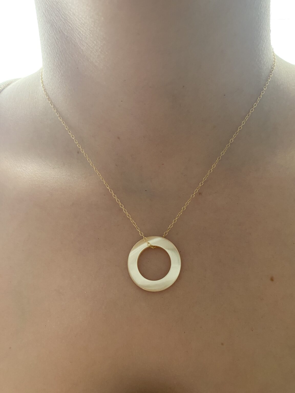 Collar circulo de nácar